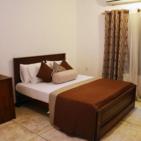 Finlanka Guest Bed & Breakfast Galle Exterior photo