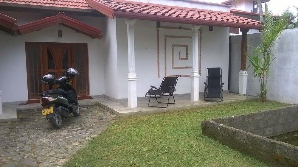 Finlanka Guest Bed & Breakfast Galle Exterior photo