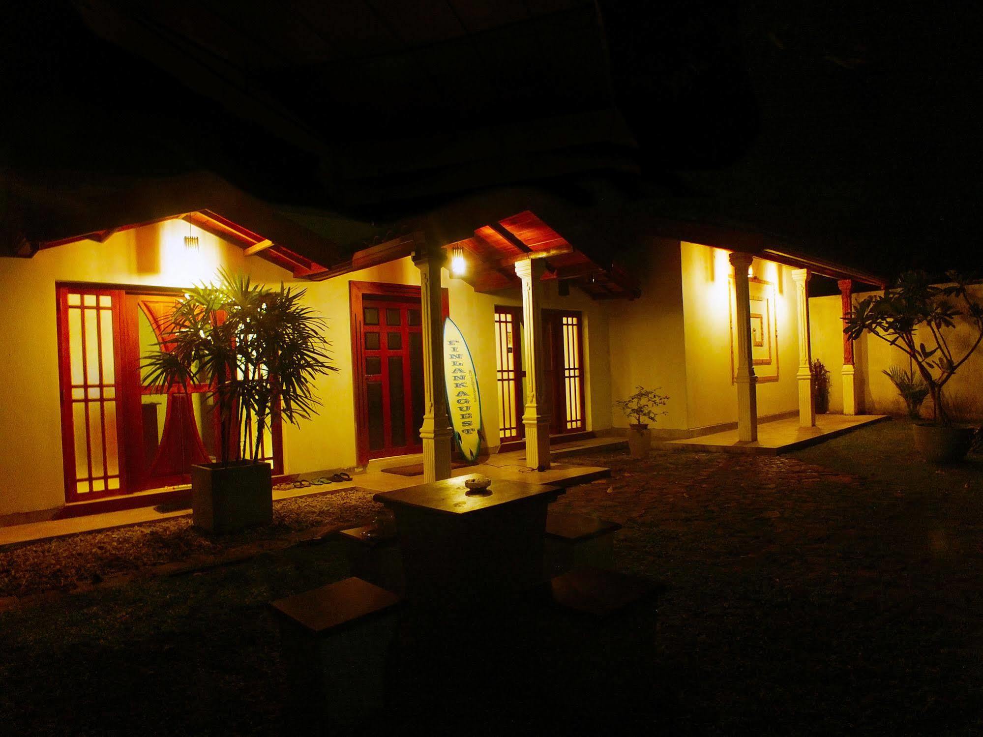 Finlanka Guest Bed & Breakfast Galle Exterior photo